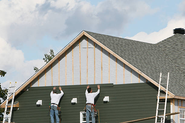 Professional Siding Installation technician working in East Prospect, PA